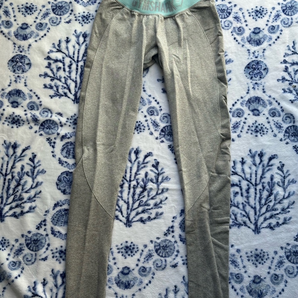 Gymshark Light Gray Leggings with Teal Accents